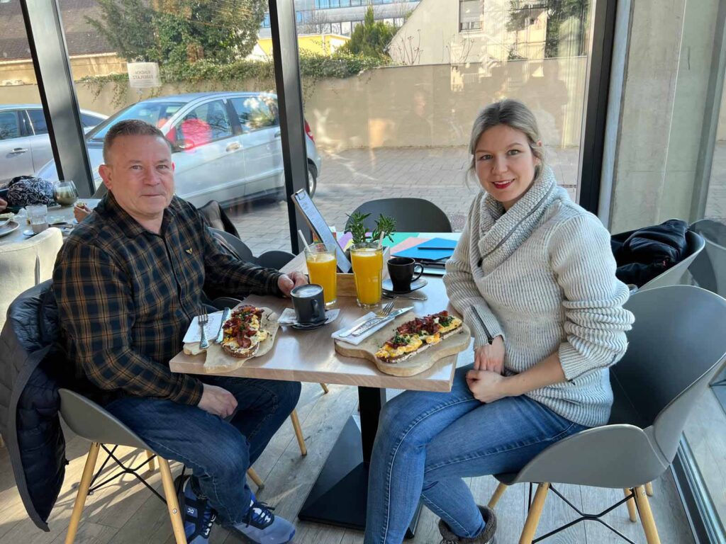 Larissa Niedecken (Transformation-Experience) mit Ingo Niedecken zusammen